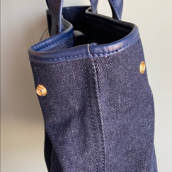 Tommy Hilfiger Backpack Purse - Picture 5 of 7